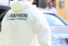 Uccide la madre e poi si impicca a Saronno