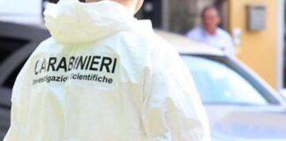 Uccide la madre e poi si impicca a Saronno