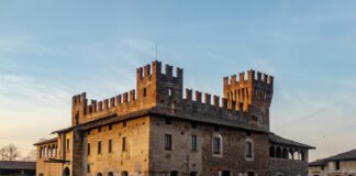 Turismo, tornano le Giornate dei Castelli, palazzi e borghi, si parte domenica 3