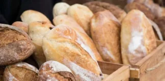Ordini il pane artigianale sull’app e lo ricevi caldo! Con Pawi si può!