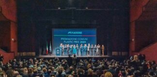 Plastic Free, 111 Comuni Premiati al Teatro Carcano, in 5 si aggiudicano le 3 Tartarughe