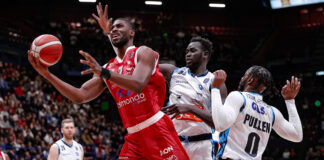 Olimpia di cortissimo muso su Napoli