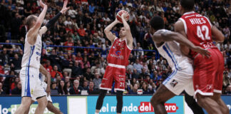 Un grande Hall guida l’Olimpia alla vittoria contro Brescia
