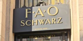 Fao Schwarz aspetta la legione di Star Wars