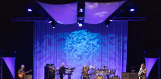 Yes, le leggende del progressive in concerto il 6 maggio al Teatro degli Arcimboldi, con mostra di Roger Dean
