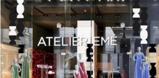 Milano Design Week, le sedie caramella di Candyslab in Corso Vittorio Emanauele