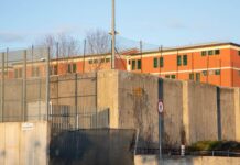 Tentato omicidio, arrestati 4 minori