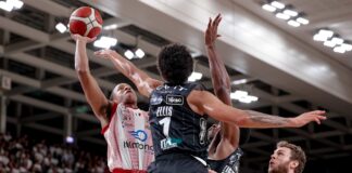 L’Olimpia vince gara 3 a Trento e si porta in vantaggio sulla serie
