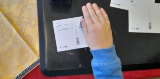 Visitaa dei bambini della scuola dell’infanzia Barzilai al centro distrbuzione delle Poste
