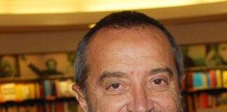 La scomparsa di Franco Di Mare, il volto noto della Rai era ammalato di mesotelioma, il tumore dell’amianto