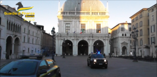 Coltivavavano cannabis invece di canapa, operazione GdF nel bresciano