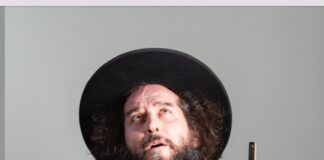 Vinicio Capossela in concerto a Villa Arconati lunedì 1