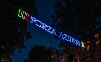 adidas e FIGC accendono d’azzurro la notte di Milano: luminarie tricolore su corso Sempione per supportare la Nazionale a EURO 2024M