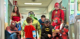I supereroi per i bambini ricoverati al San Paolo