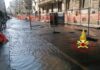 Tubo rotto durante lavori, 400 utenze senza acqua e luce in via Fontana