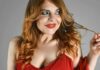 La modella curvy Mascia Carfagna Sposa in Affari su Real Time