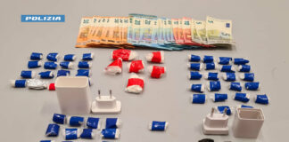 Droga, Polizia arresta albanese con oltre 100 grammi di cocaina in dosi