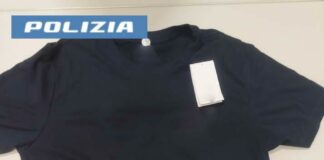 Furti in negozi, Polizia arresta 4 peruviani