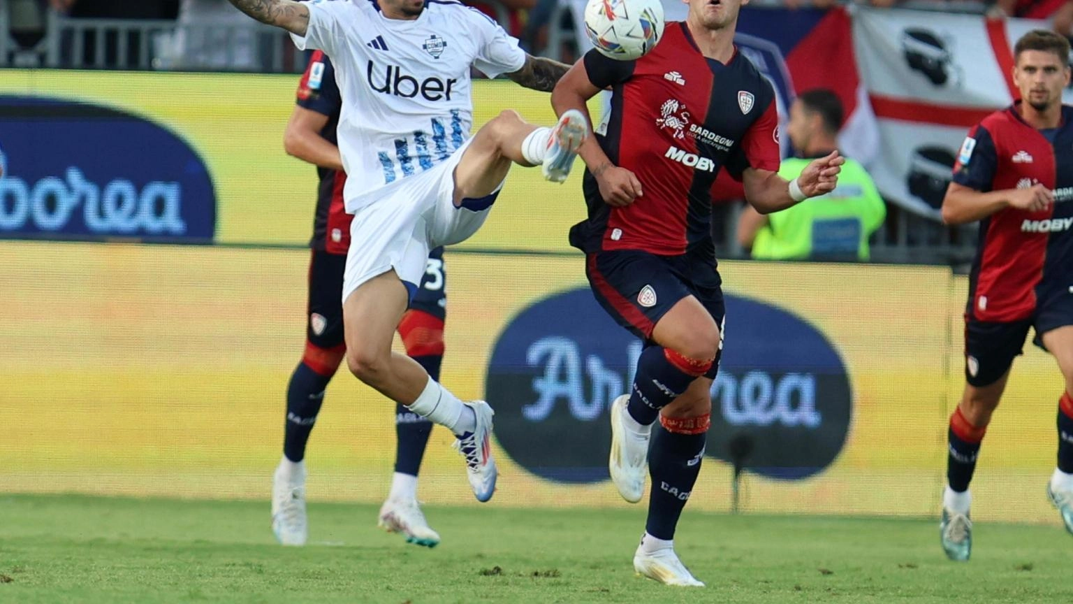 Como, pari a Cagliari - GazzettadiMilano.it