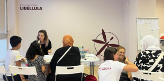 Scuola, Fondazione Libellula distribuisce kit