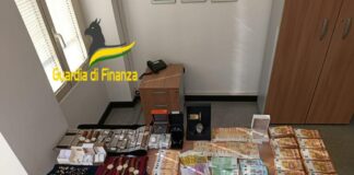 Contrabbando orologi di lusso, operazione GdF