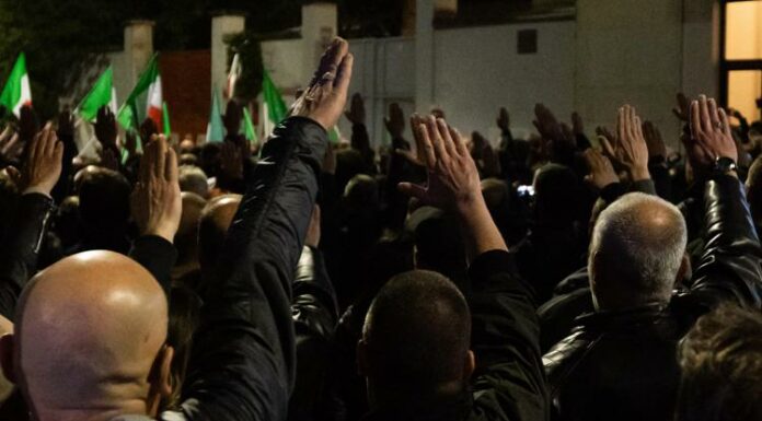 Saluto romano in memoria di Ramelli, tutti assolti