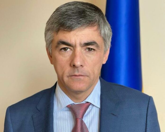 andrii-kartysh-console-ucraina-milano-orizzontale