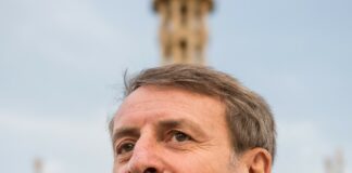 La fregatura di avere un’anima, il nuovo spettacolo di Giacomo Poretto