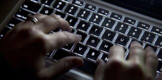 Furto dati, prime ammissioni