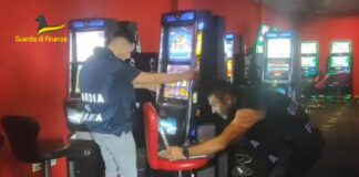 Reddito di cittadinanza e gioco online, operazione GdF