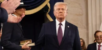 Il giuramento di Trump: ora l’America tornerà grande