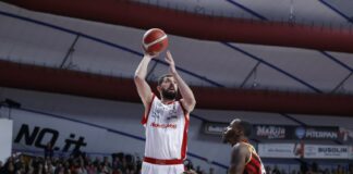 Olimpia stanca e incerottata, KO a Venezia