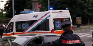 Sparatoria in campo rom, due feriti