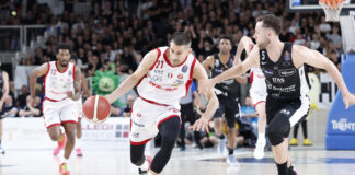 Playoff, Olimpia vince gara 1 a Trento