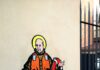 Alla Caritas il murale di Papa Francesco