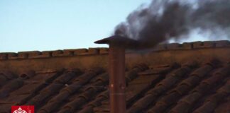 Arriva la prima fumata nera dal Conclave