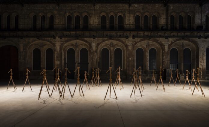 29.Remo Salvadori, L’osservatore non l’oggetto osservato, 1985 (2003).OGR, Torino, 2024.Foto © Bruno Rossetti