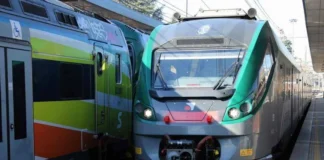 Turista americano rapinato e accoltellato in treno