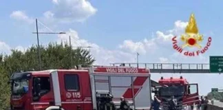 Velivolo ultraleggero si schianta in autostrada, morti i 2 occupanti