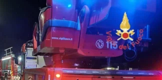 Incendio in Corso Monforte, evacuato stabile