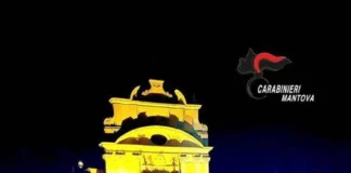 Sniffano cocaina e danno in escandescenza, arrestati dai Carabinieri