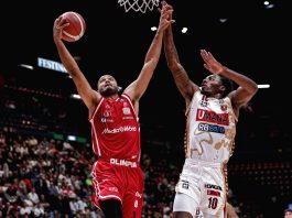 Olimpia supera Venezia