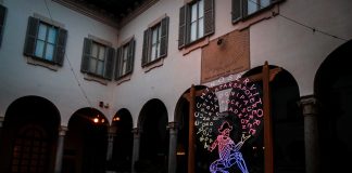 Arlecchino di luce al Piccolo Teatro Grassi