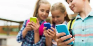 Moige presenta class action contro social