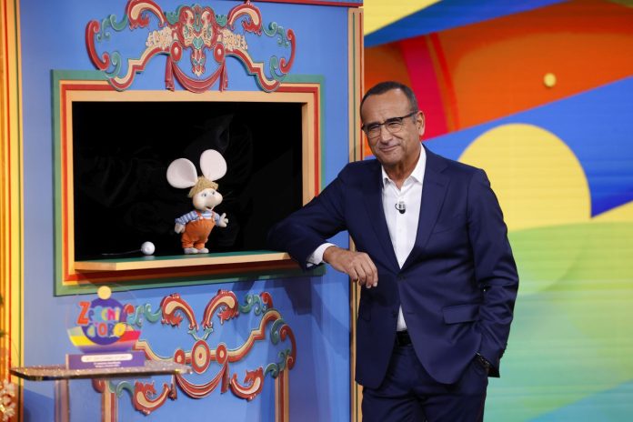 Carlo Conti con Topo Gigio credits Umberto Guizzardi_b