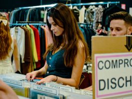 East Market compie 11 anni, festa domenica 23