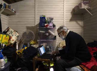 Luci nel buio, le foto di Marco Garofalo per Progetto Arca