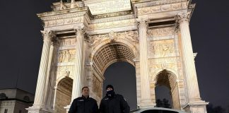 Mercatini di Natale a Milano, per 3 persone su 4 cresce il timore dei borseggi