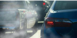 Auto, passa linea Italia