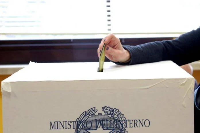 aperti_i_seggi_elettorali_per_il_referendum_sulle_trivelle